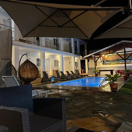 Hotel Kenito 상투메 외부 사진