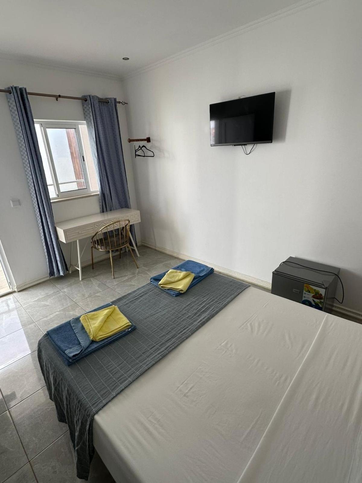 Hotel Kenito 상투메 외부 사진