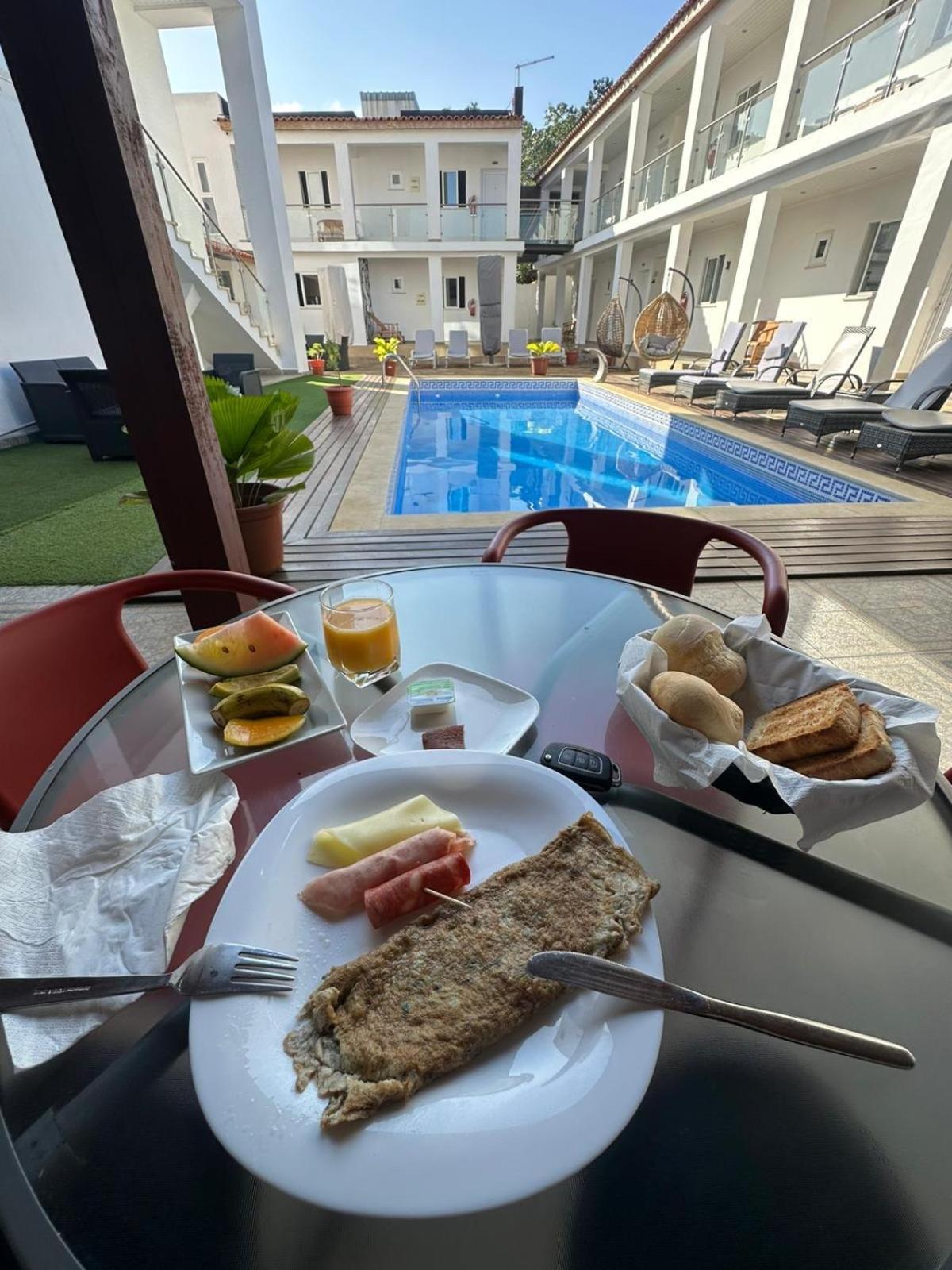 Hotel Kenito 상투메 외부 사진